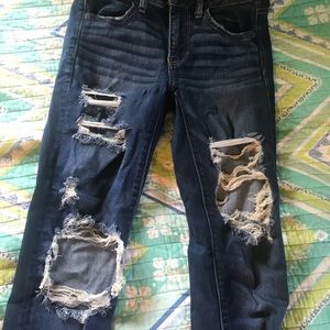American Eagle size 4 Ripped Jeans